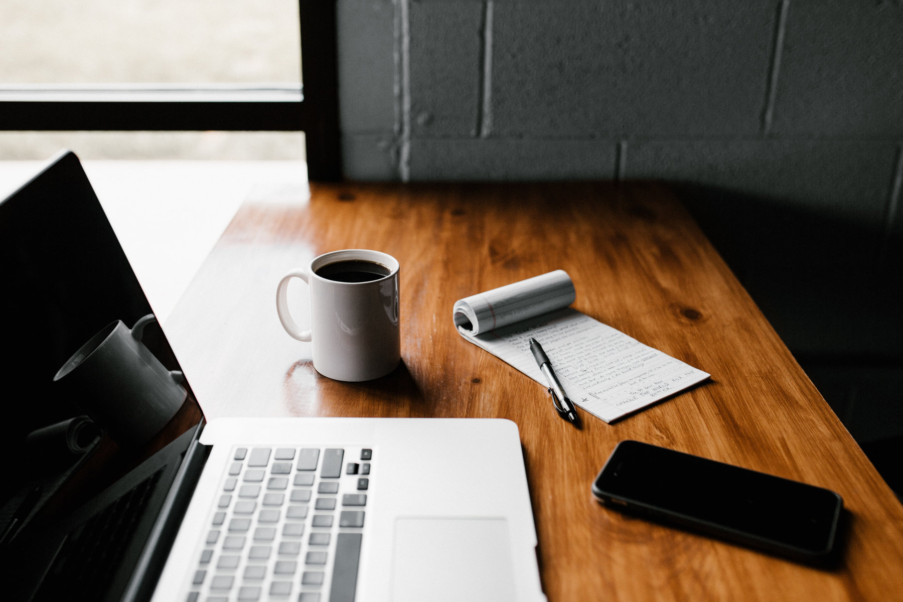 How to Start a Blog (and How it Helps Your Website)